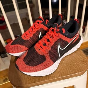 Nike React Infinity Flynit